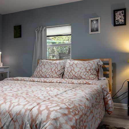 Award Winning Cultural Heritage Home Near Downtown - Walk To 6Th Street 오스틴 외부 사진